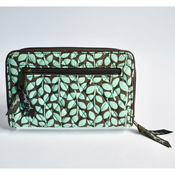 Vera Bradley Shower Vines Euro Wallet Turn Lock - Picture 3 of 5